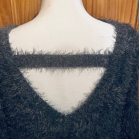Trending For Fall Fuzzy Furry Dark Gray Ladder Back Soft Comfy Sweater NEW - Picture 5 of 5
